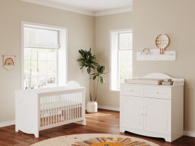 Born Lucky Baby Room Ohio 2 Piece White