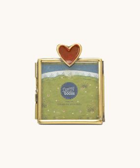 Doing Goods Pyar Heart Frame Mini